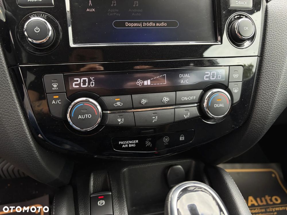 Nissan Qashqai 1.3 DIG-T N-Connecta DCT - 30