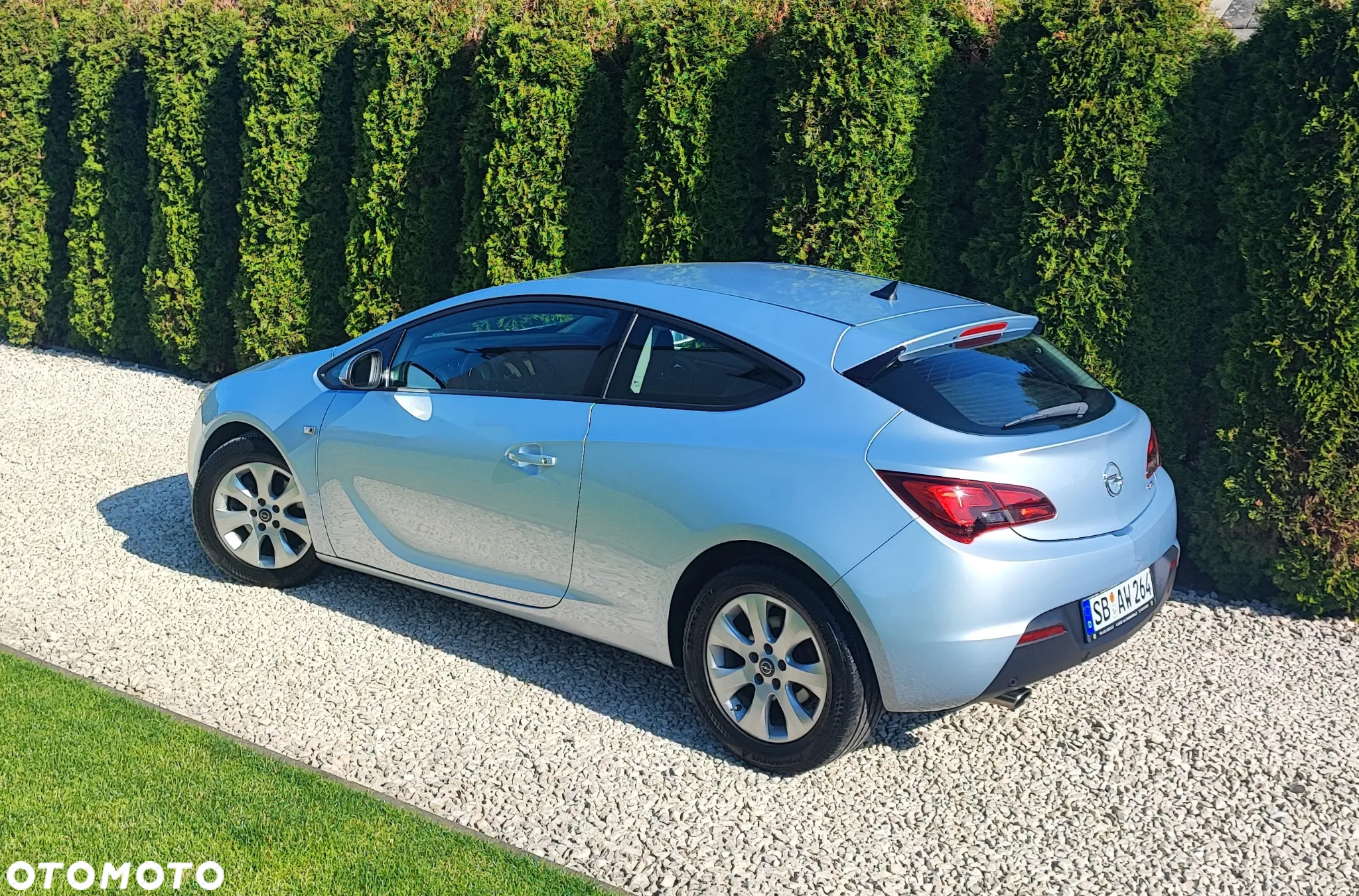Opel Astra GTC 1.4 Turbo - 8