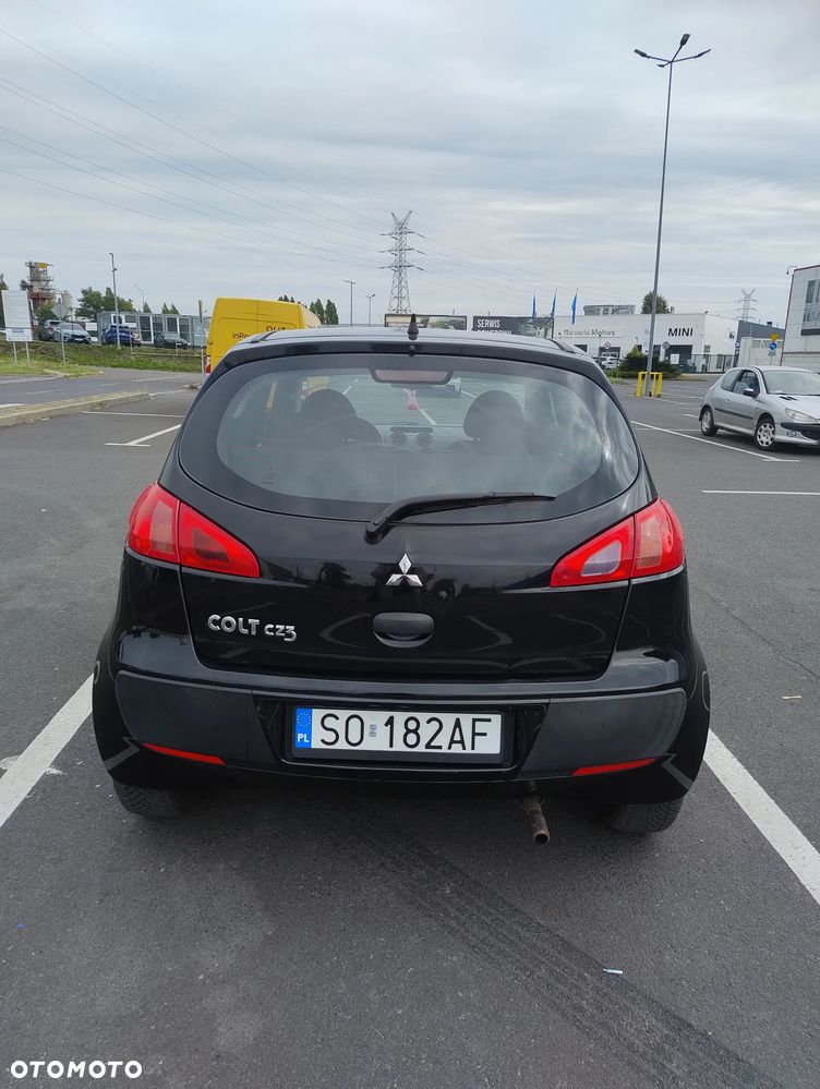 Mitsubishi Colt - 3