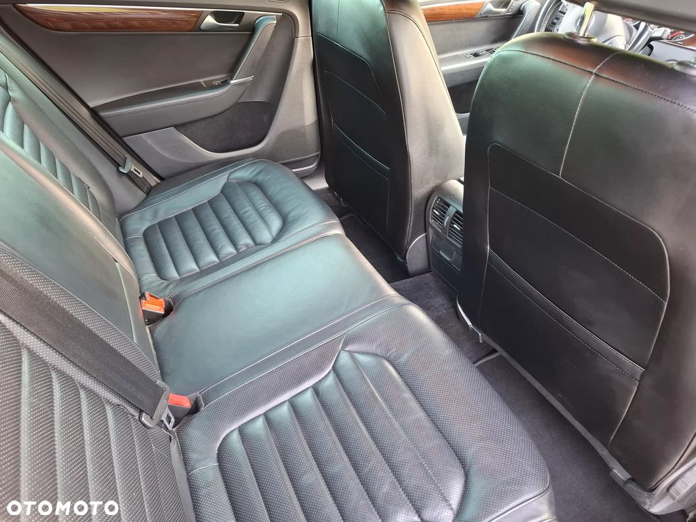 Volkswagen Passat 1.4 TSI BMT Comfortline DSG - 11