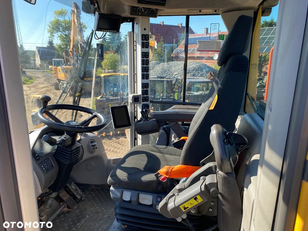 Volvo L180H 2019 ROK, 10500 MTH, z NIEMIEC, WAGA, PIĘKNY STAN, - 13