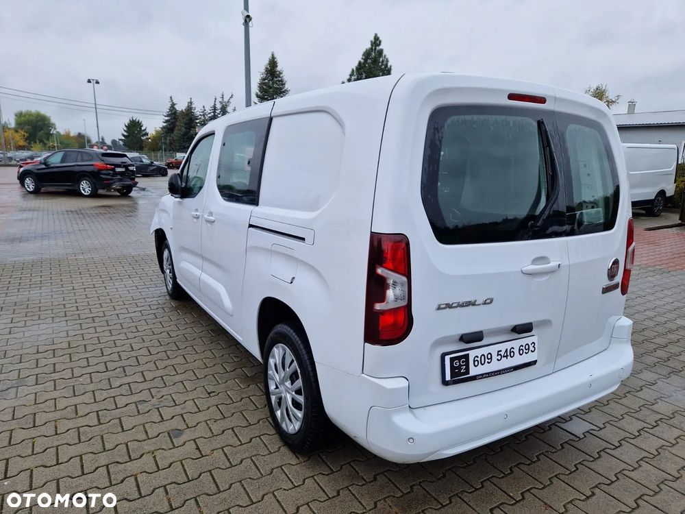 Fiat Doblo Maxi CrewVan 1.5 BlueHDI S&S (bryg.) - 3