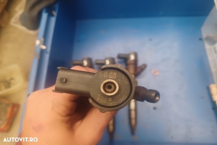 Set injectoare 0445110256 1.6 CRDI Hyundai i30 FD [2007 - 2010] wagon - 3
