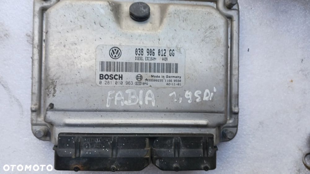 Zestaw startowy sterownik silnika Skoda Fabia 1,9SDi 0281010963 038906012GG stacyjka kluczyk licznik - 2