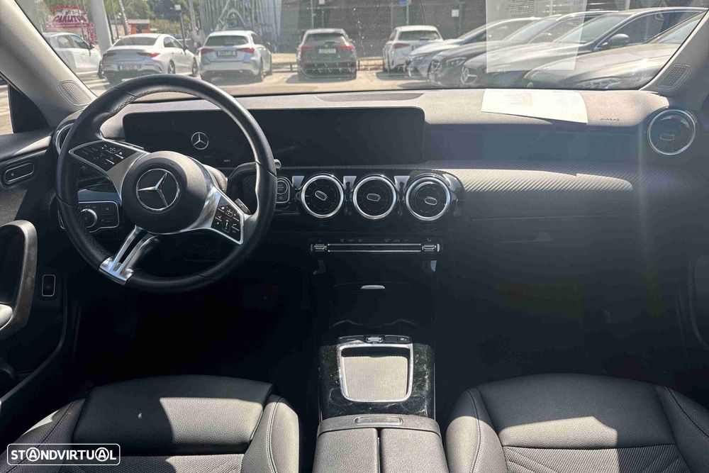 Mercedes-Benz CLA 180 d - 9