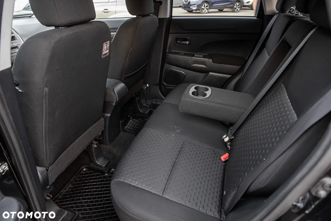 Mitsubishi ASX 1.8 DID Instyle NAVI 4WD AS&G - 19