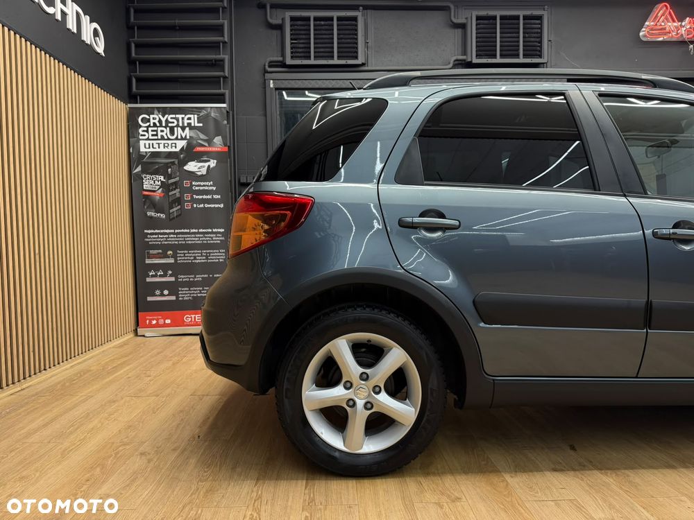 Suzuki SX4 1.6 GS / Premium - 23