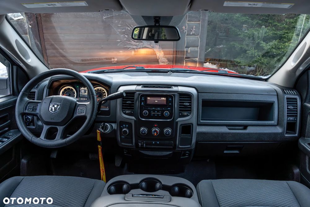 RAM 1500 Quad Cab Sport - 34