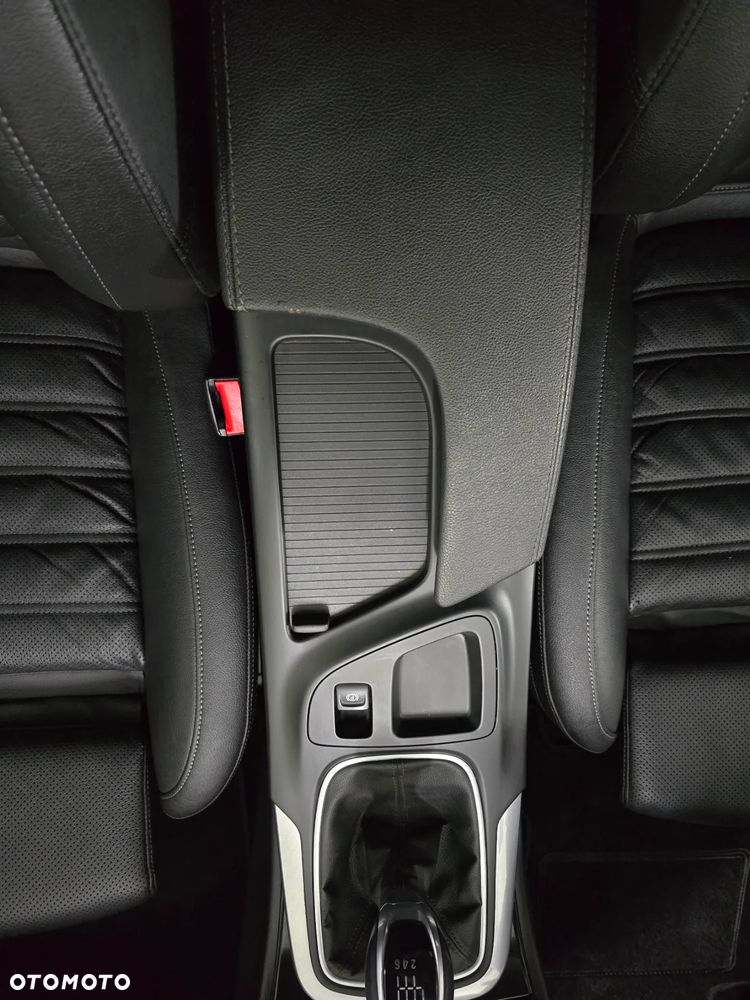 Opel Insignia 2.0 CDTI ecoFLEXStart/Stop Business Innovation - 25