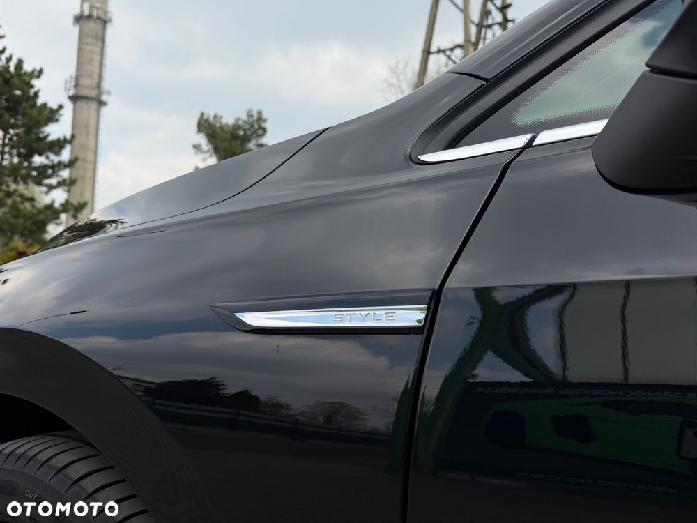 Volkswagen Golf 2.0 TDI SCR DSG R-Line - 21