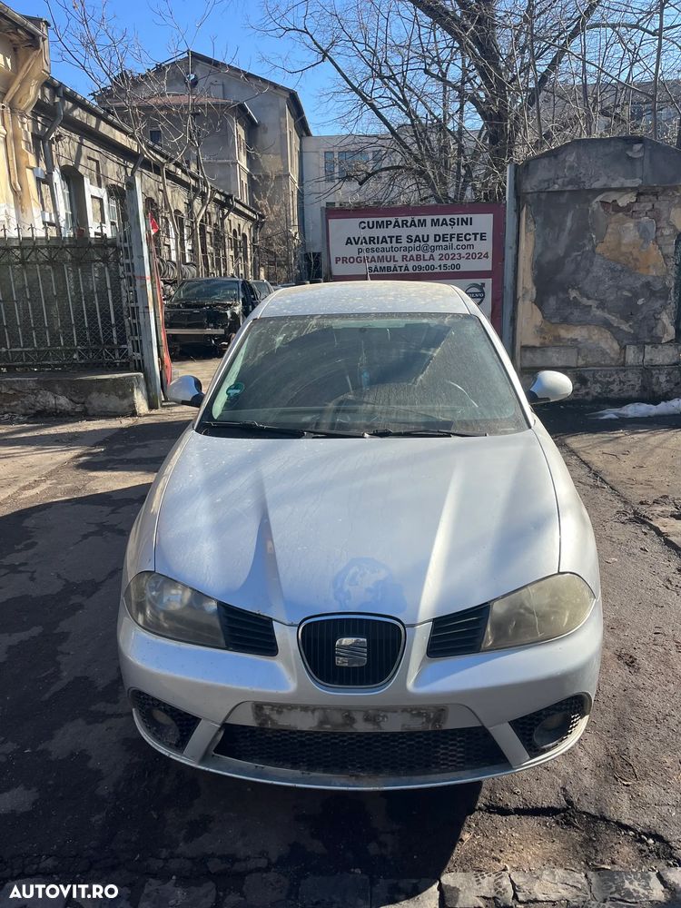Dezmembrez Seat Ibiza 6L coupe facelift gri argintiu 2007 1,4 benzina BXW - 2