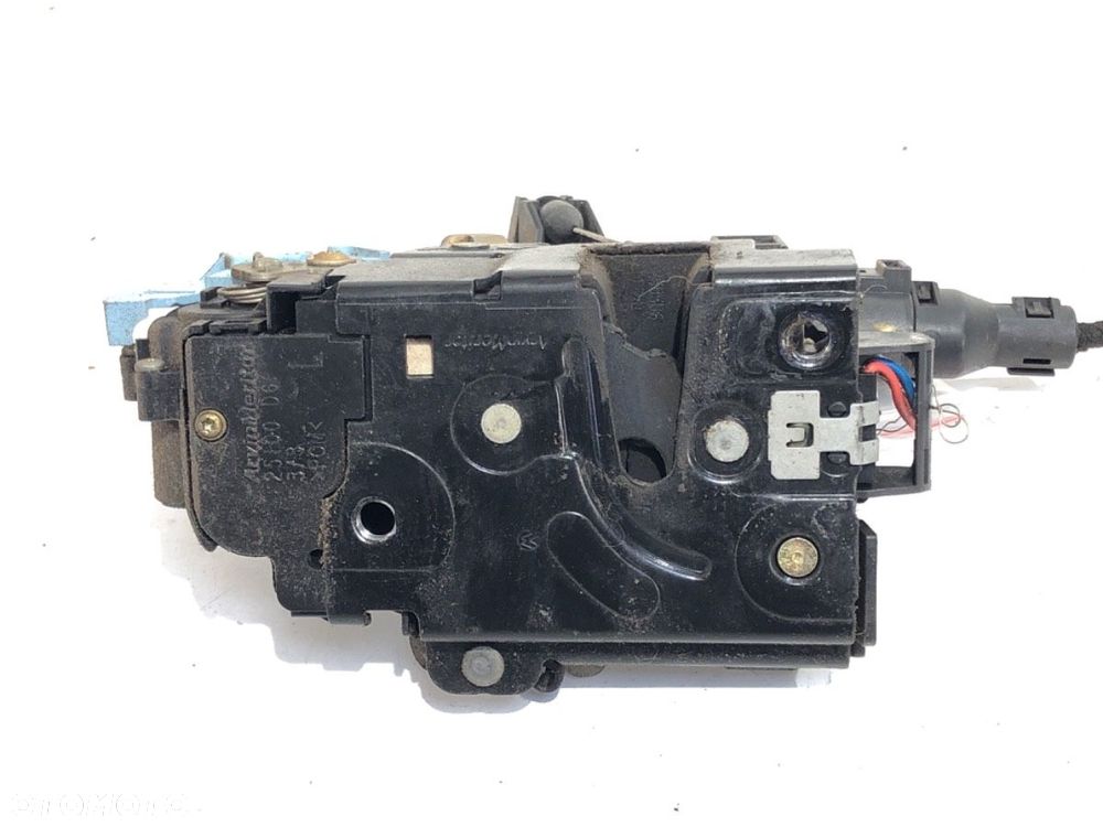 ZAMEK DRZWI LEWY PRZÓD  VW CADDY III Nadwozie pełne/minivan (2KA, 2KH, 2CA, 2CH) 2004 - 2015 1.6 - 1