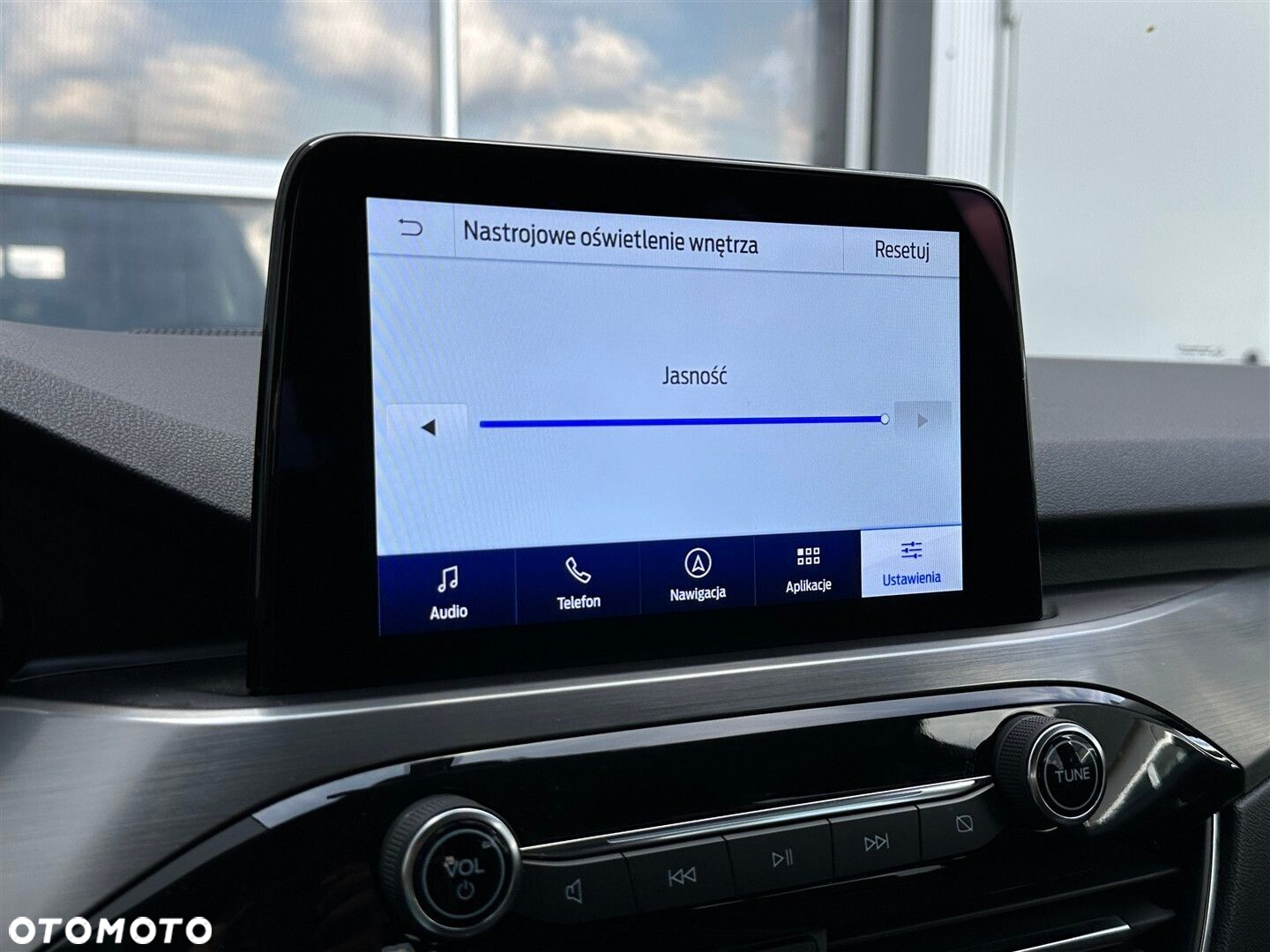 Ford Kuga - 25