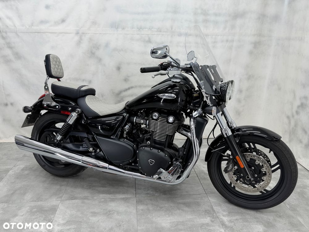 Triumph Thunderbird - 4