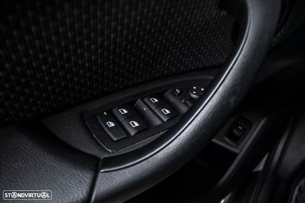 BMW X1 16 d sDrive Auto - 19