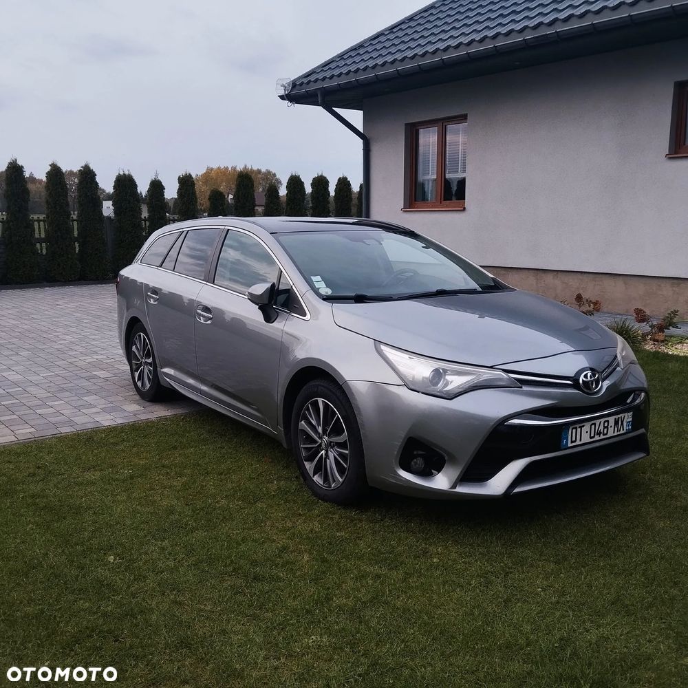 Toyota Avensis 2.0 D-4D Prestige - 7
