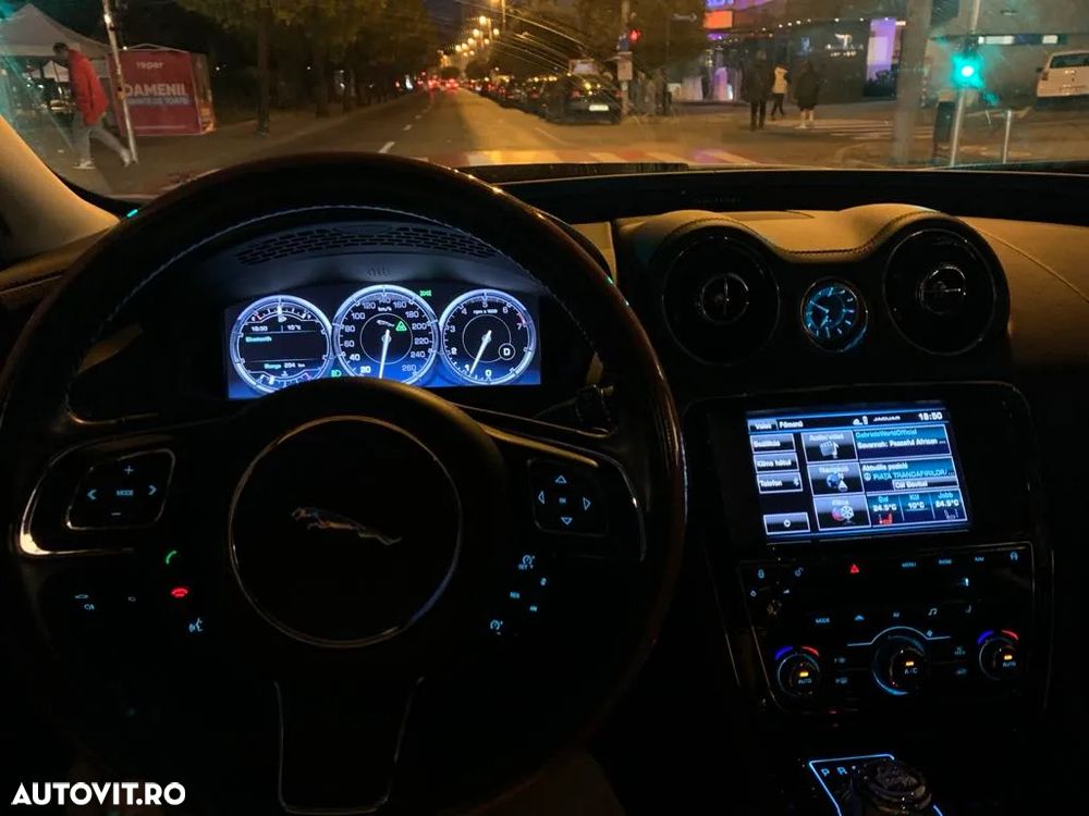 Jaguar XJ 3.0 V6 Kompressor AWD Langversion Autobiography - 16