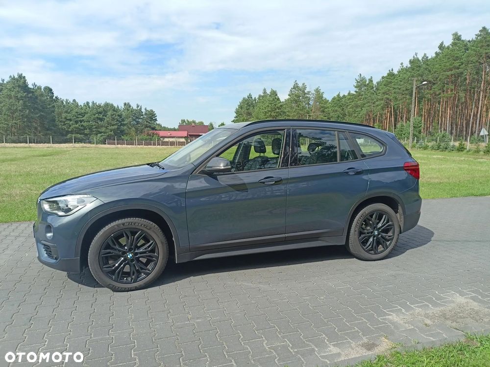 BMW X1 xDrive20i - 17