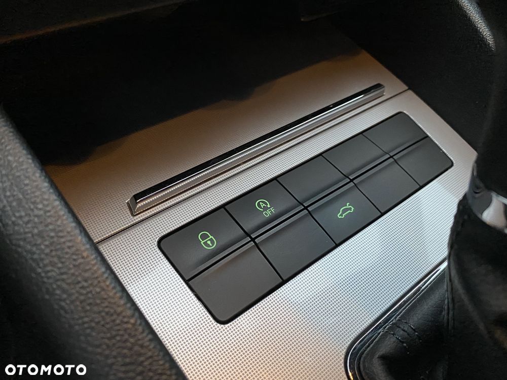Skoda Octavia 2.0 TDI Ambition DSG EU6 - 18