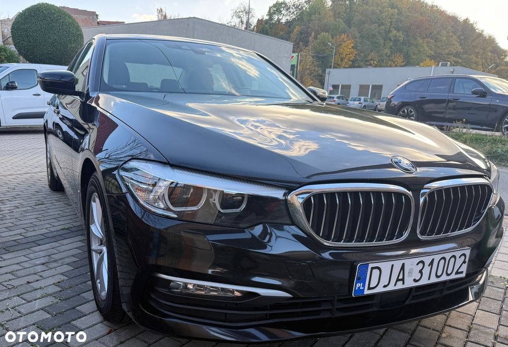 BMW 5 Series 2018 photo 3