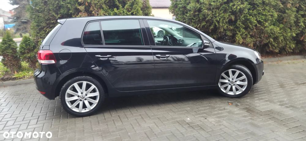 Volkswagen Golf 2.0 TDI DPF Style - 17
