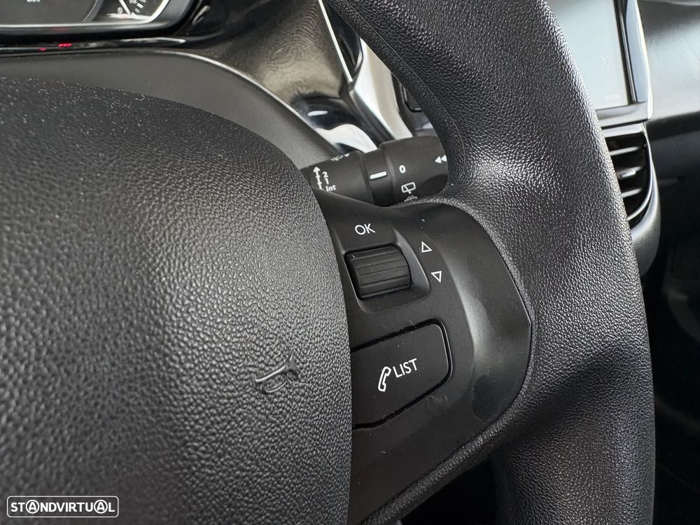 Peugeot 208 1.6 BlueHDi Active - 18