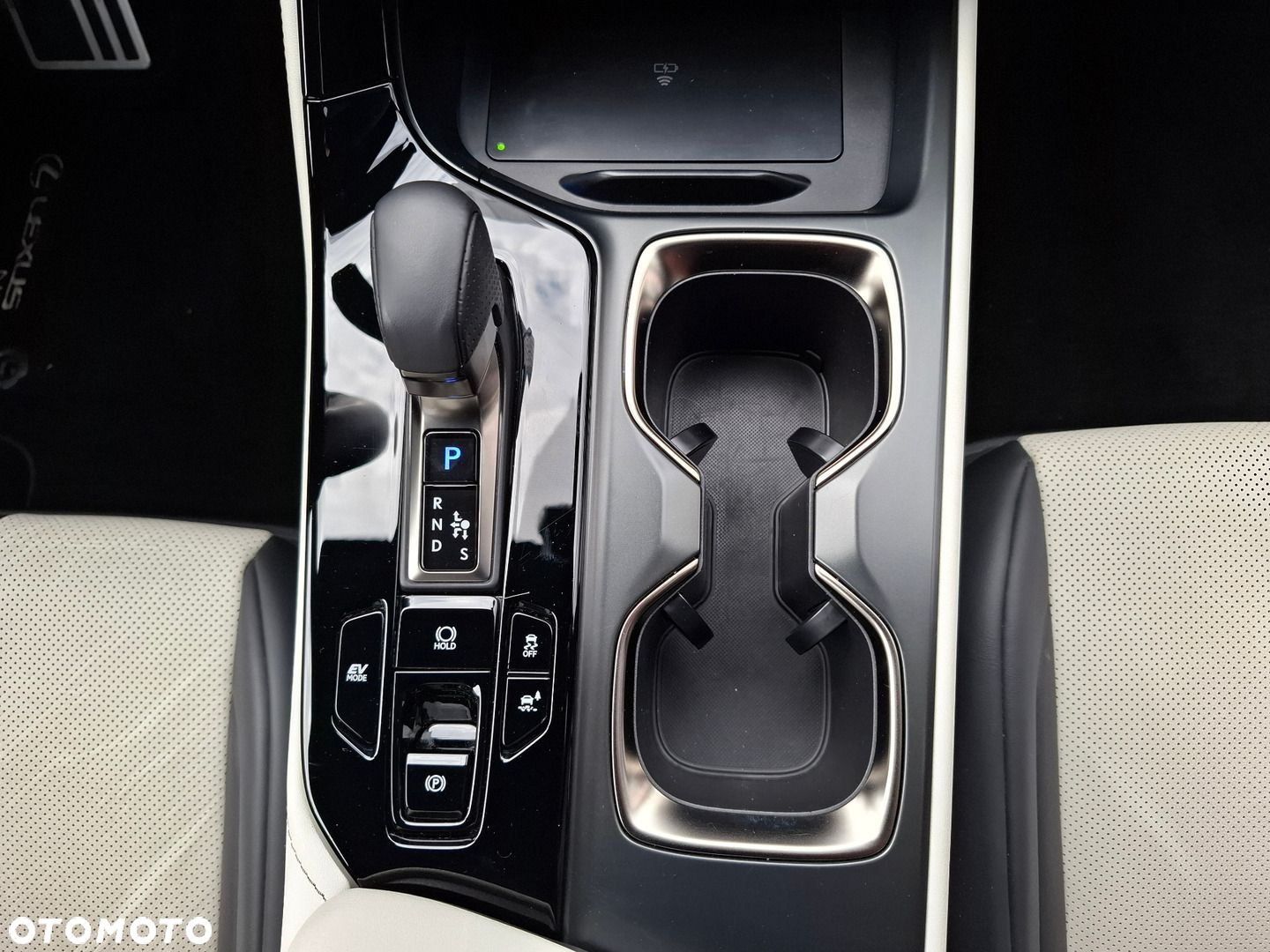 Lexus NX - 34
