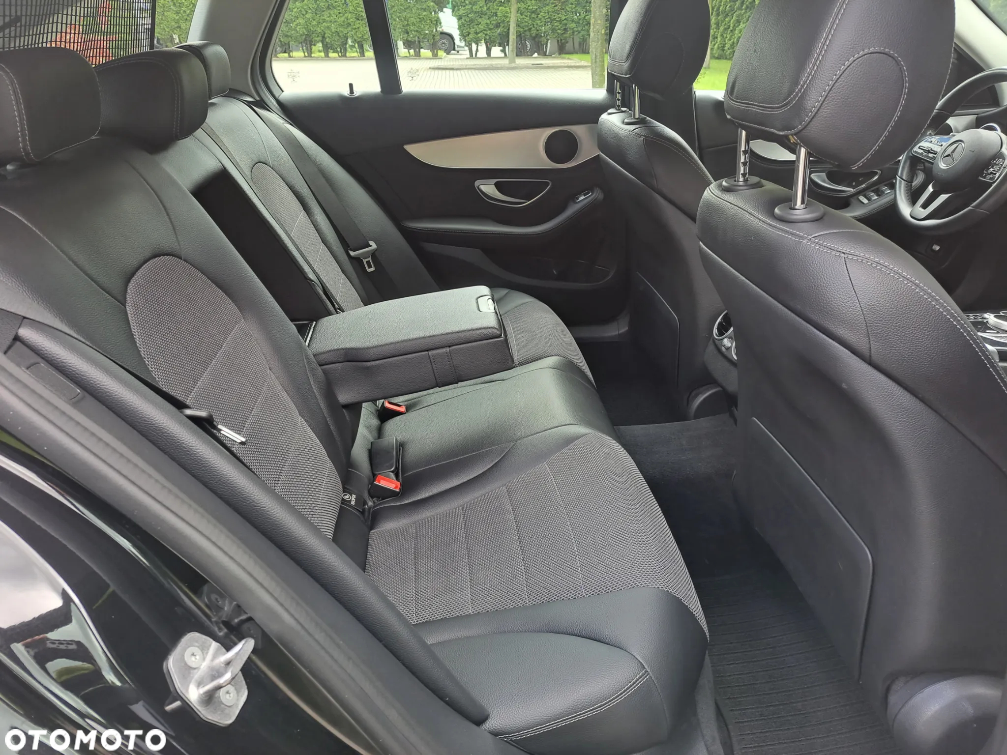 Mercedes-Benz Klasa C 220 d T 9G-TRONIC Avantgarde - 24