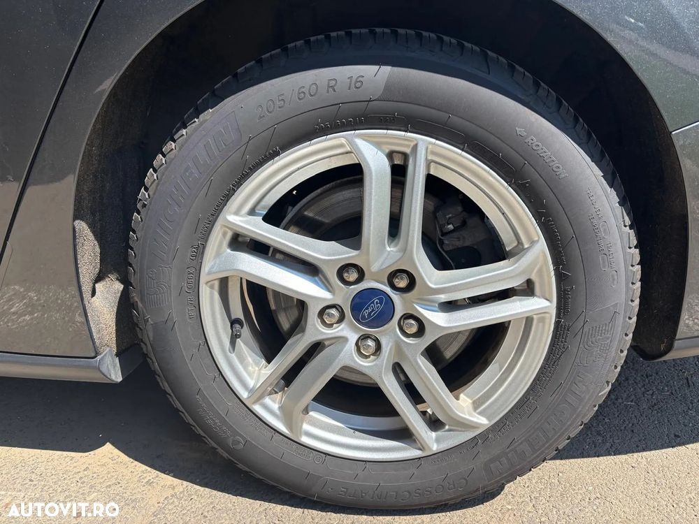 Ford Focus Turnier 1.5 EcoBlue Start-Stopp-System COOL&CONNECT - 17