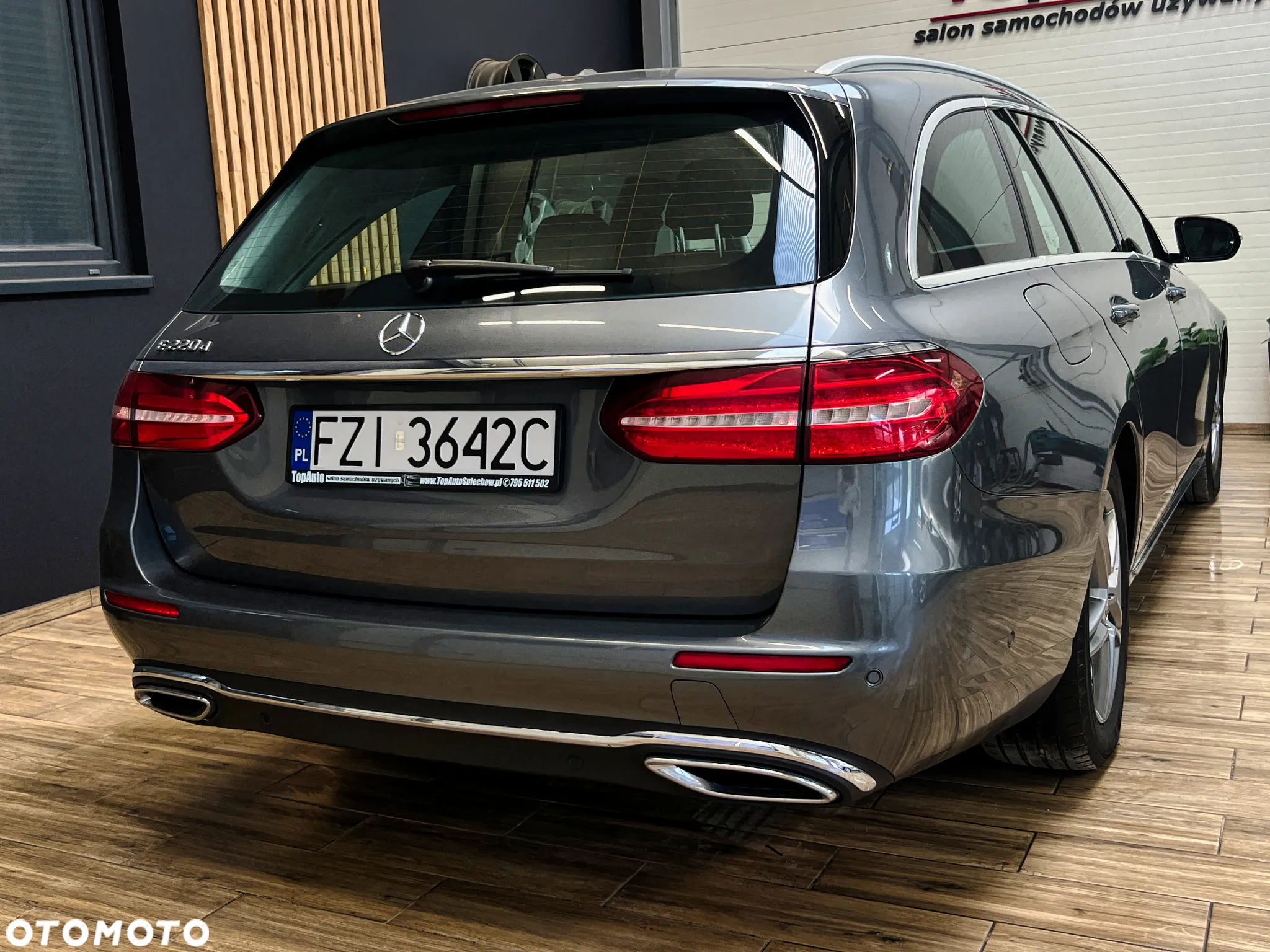 Mercedes-Benz Klasa E 220 d - 7