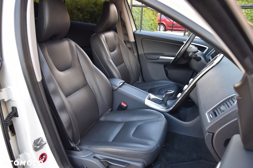 Volvo XC 60 - 20
