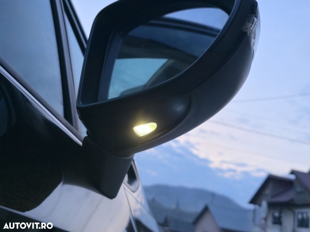 Volkswagen Golf Sportsvan 2.0 TDI BlueMotion Technology Lounge - 21