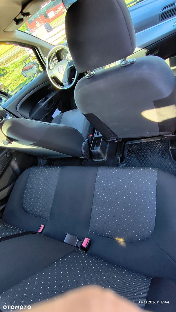 Fiat Punto 1.2 8V - 4