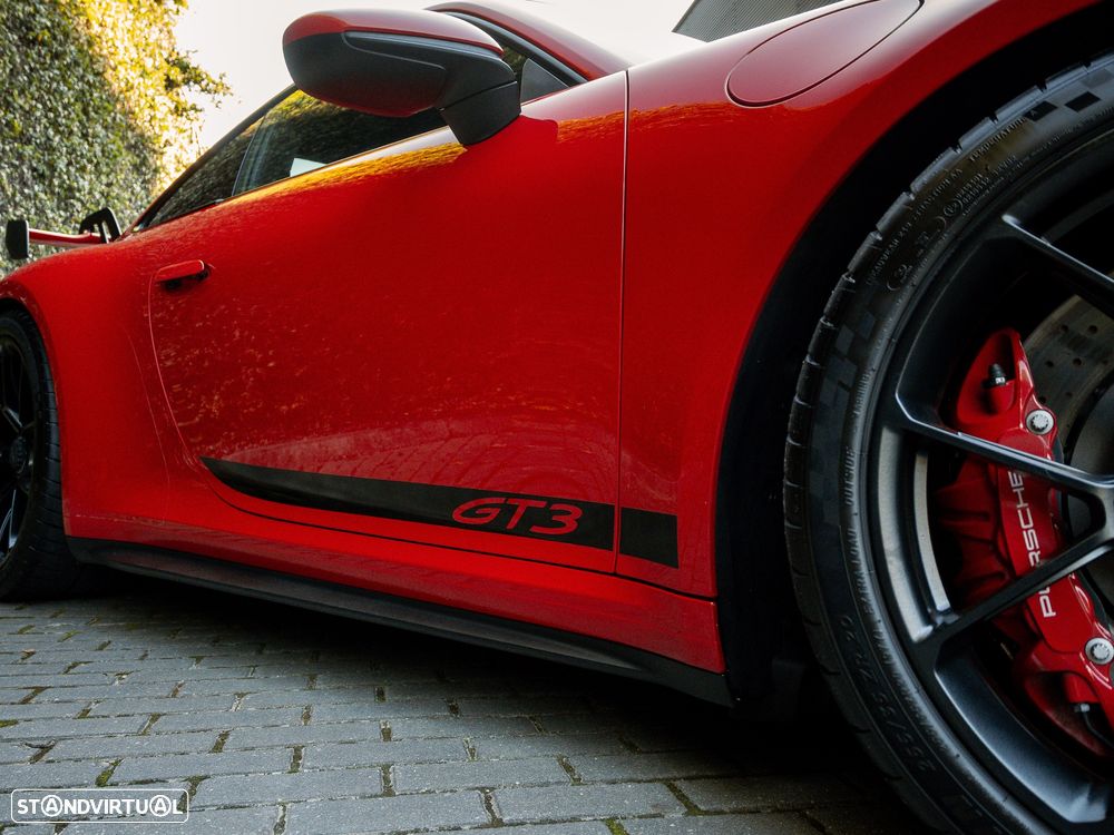 Porsche 911 (992) GT3 PDK - 11