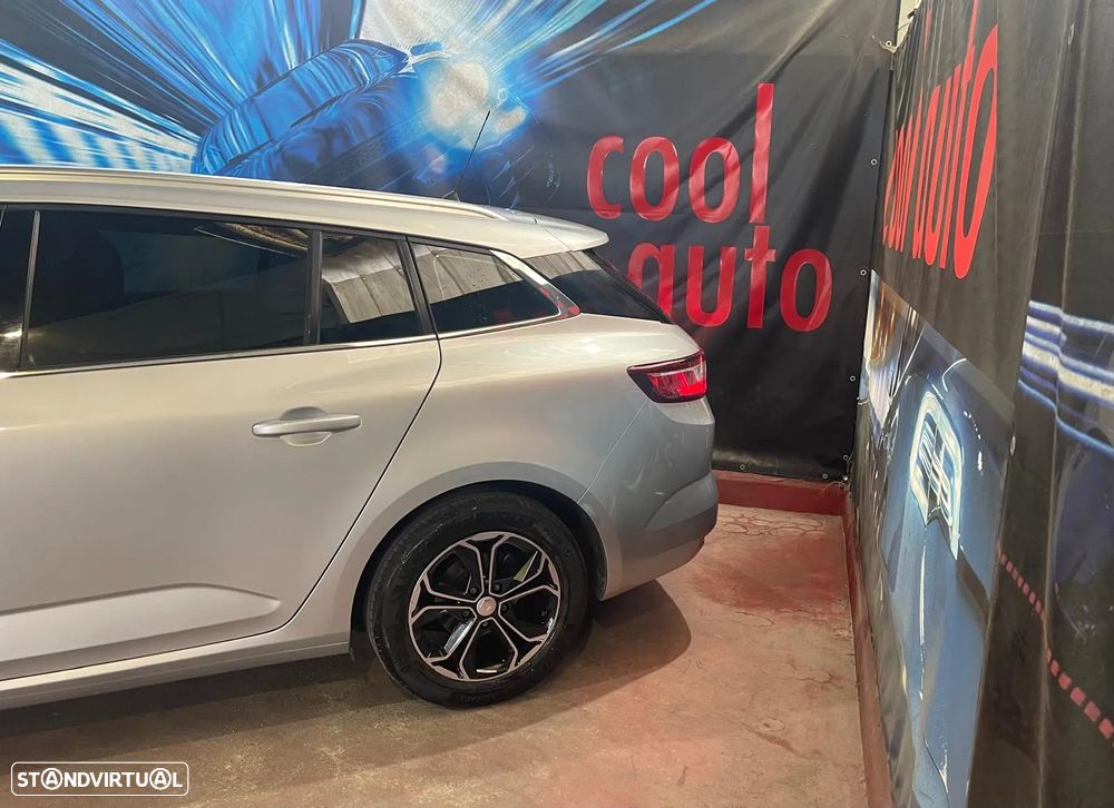 Renault Mégane Sport Tourer 1.5 dCi Zen ECO - 18