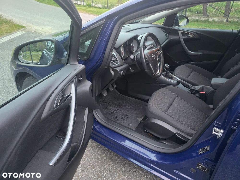 Opel Astra 1.7 CDTI Cosmo - 9