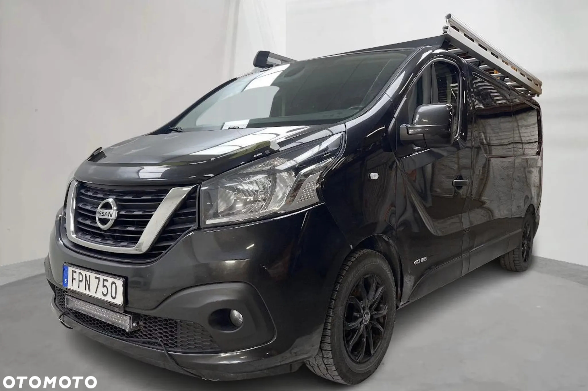 Nissan NV300 - 4
