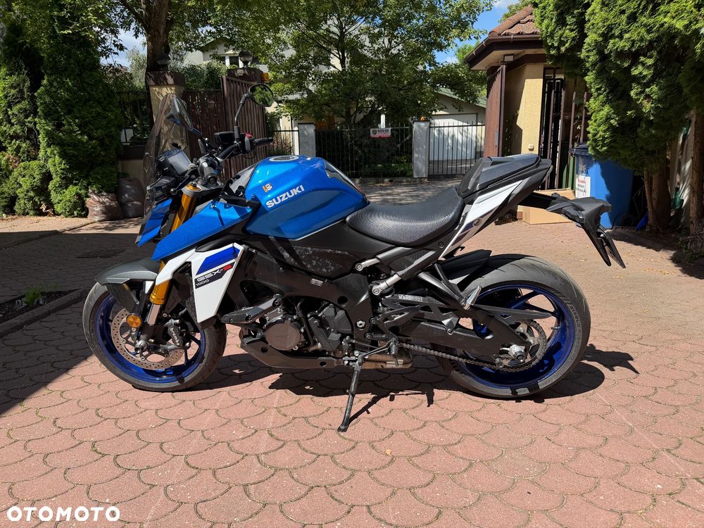 Suzuki GSX 1000 - 3