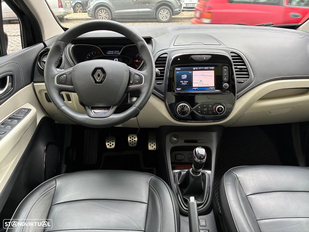 Renault Captur 1.2 TCe Initiale Paris - 2