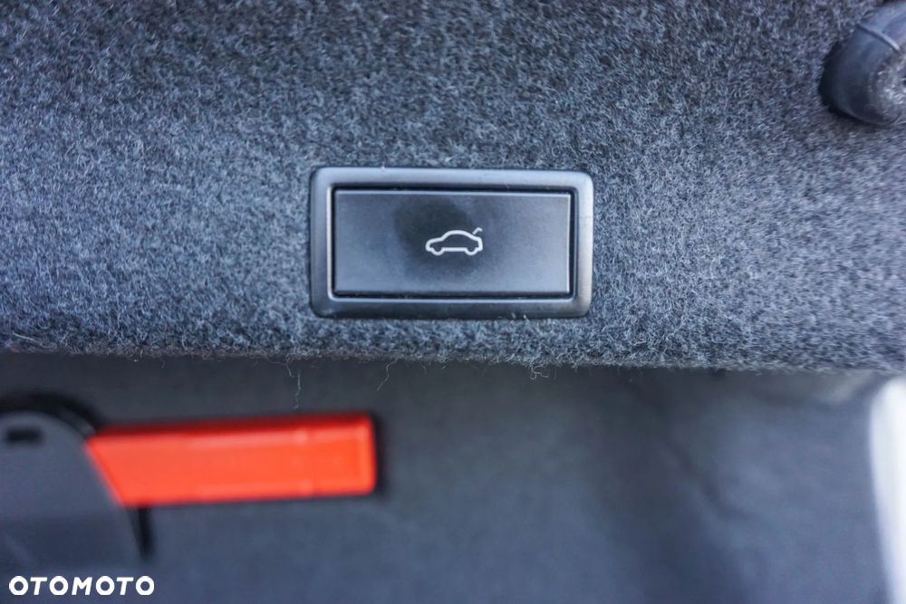 Volkswagen Passat 2.0 TSI 4Mot Elegance DSG - 34