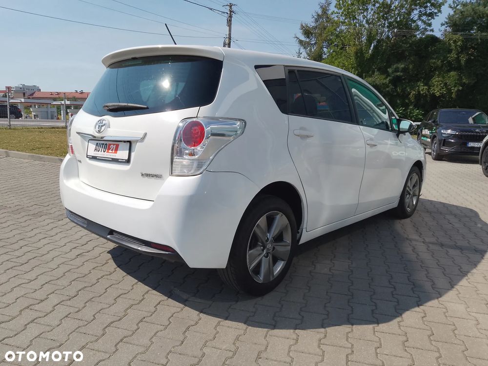 Toyota Verso 1.6 D-4D Active - 6