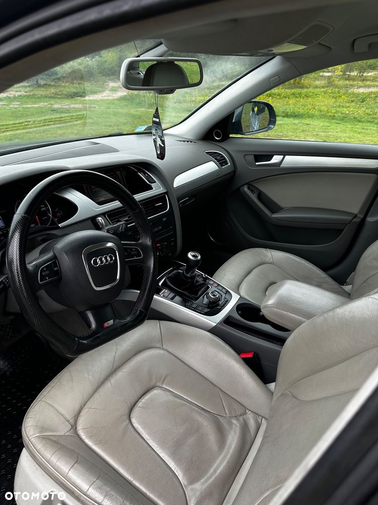 Audi A4 Avant 2.0 TDI e DPF Ambiente - 8