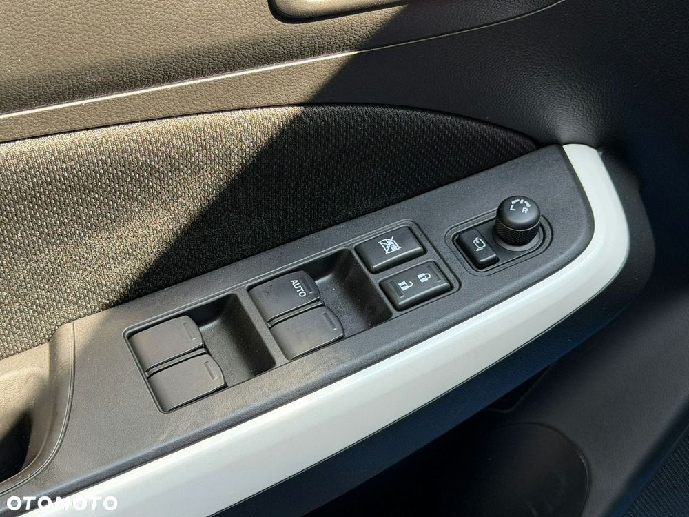 Suzuki Swift 1.2 Dualjet Hybrid Club - 10