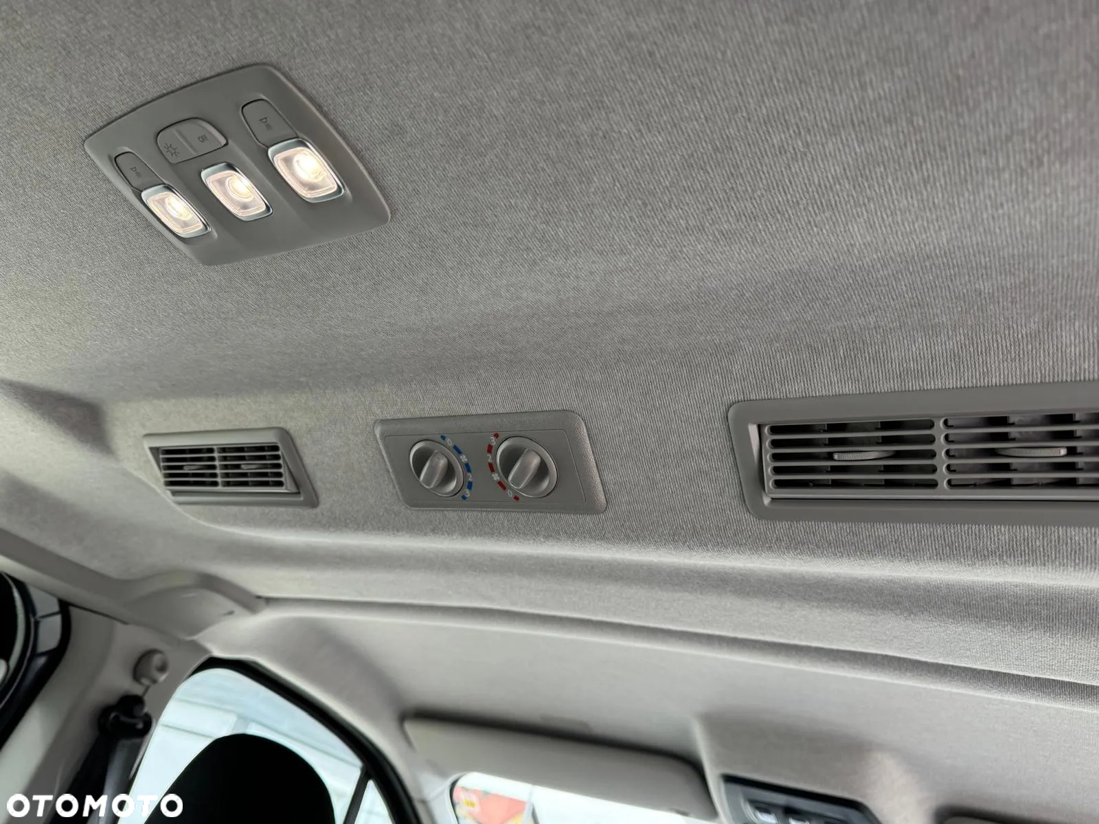 Renault Trafic - 13