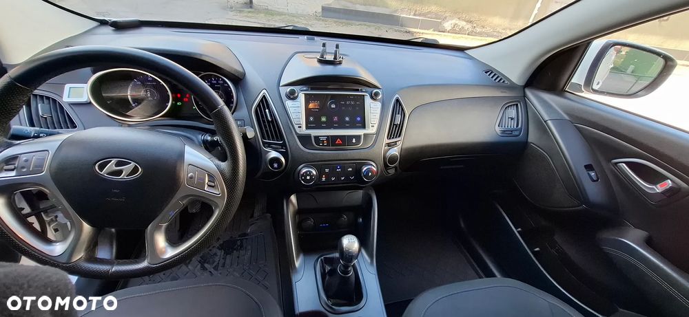 Hyundai Tucson 1.7 CRDI BlueDrive Classic 2WD - 11