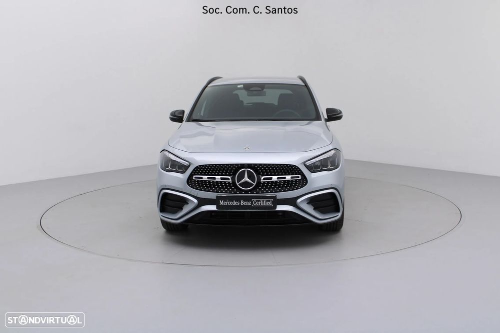 Mercedes-Benz GLA 180 d AMG Line - 2