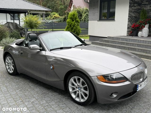 BMW Z4 2.2i - 3
