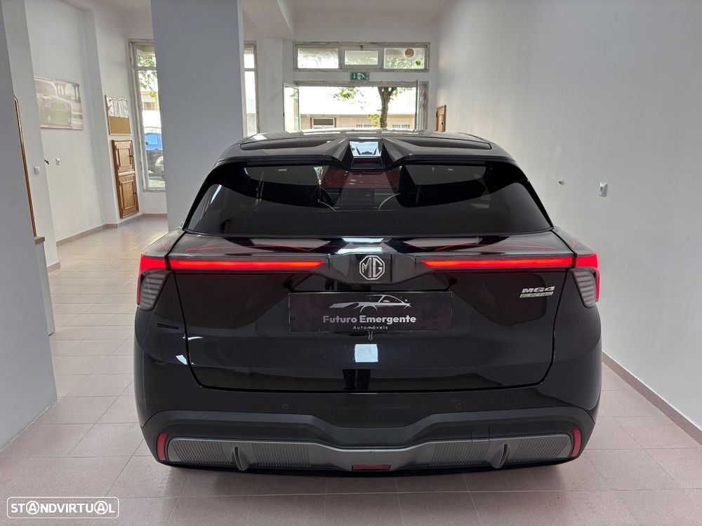 MG MG4 4 Luxury 64 kWh - 5