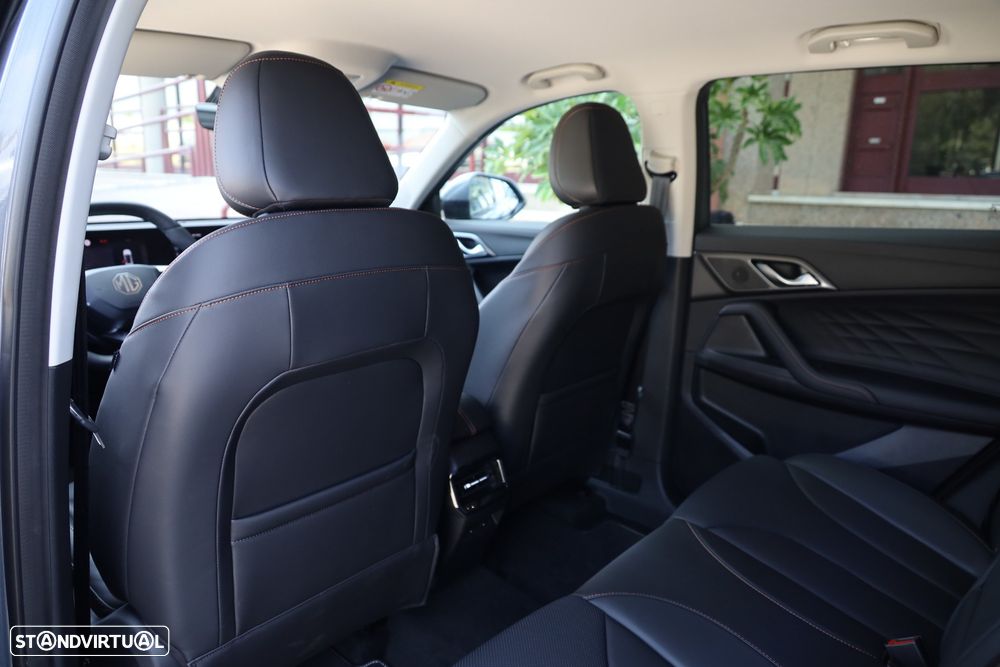 MG HS 1.5 Plug-in Hybrid Luxury - 10