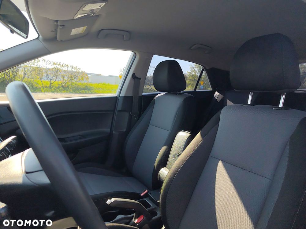 Hyundai i20 1.2 Classic Plus - 11